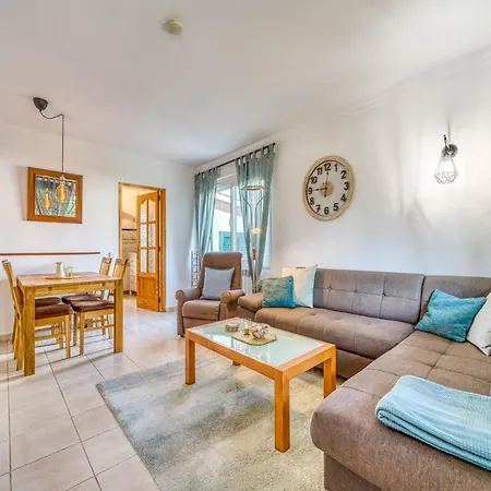 Pet-friendly Near * アルクディア